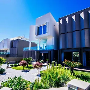 dedaj-resort-villa-delux.hotelinzadar.com/
